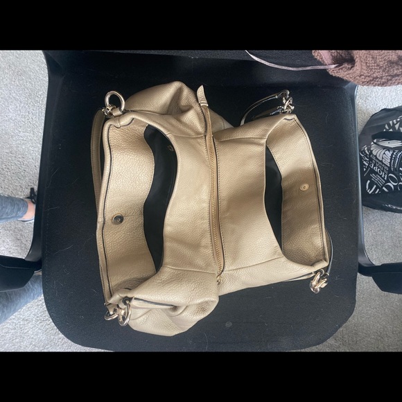 Coach purse - Picture 2 of 3